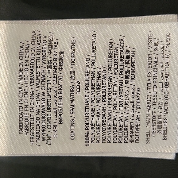 Guess Coat - Girls Size 14 - Only worn a few times. - Picture 4 of 4